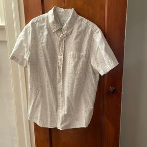 Men’s collared shirt, white with black speckles